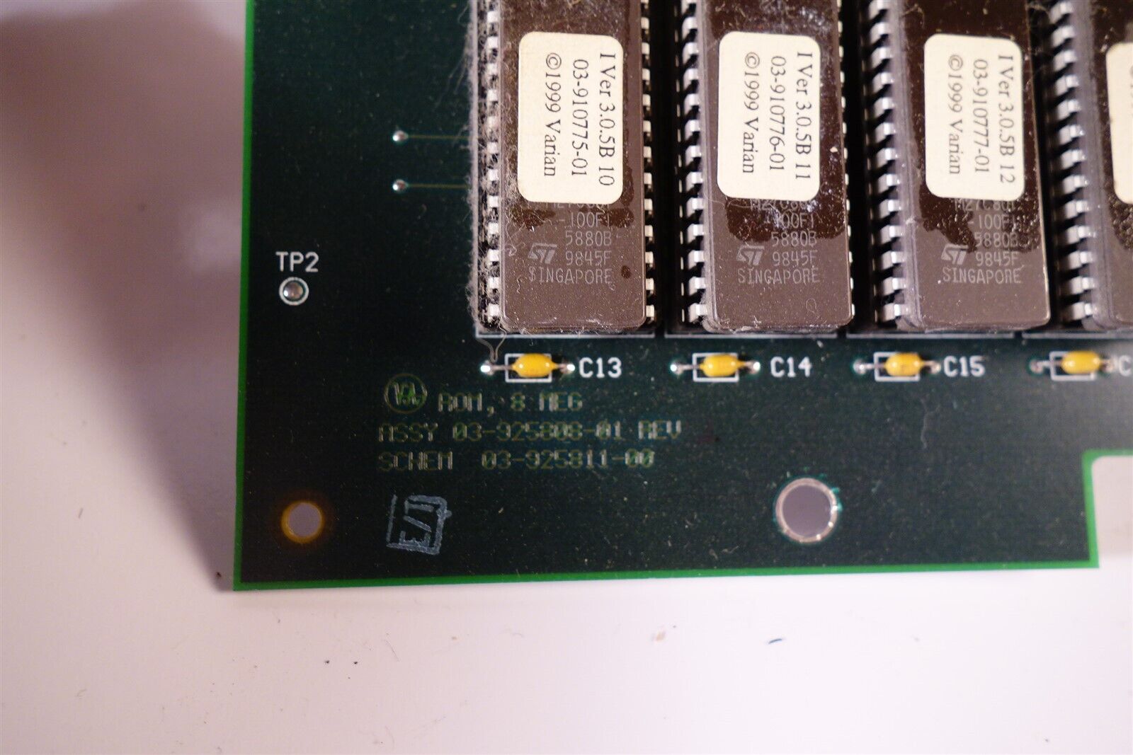 Varian CP-3800 Gas Chromatograph 03-925808-01 8 MEG ROM Board 