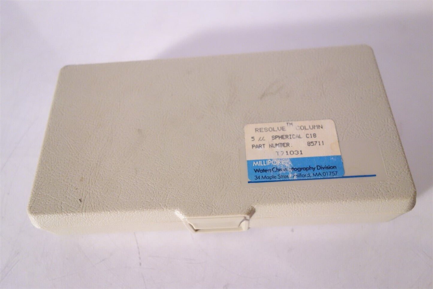 Waters / Millipore Resolve HPLC Column 5u Spherical C18 85711