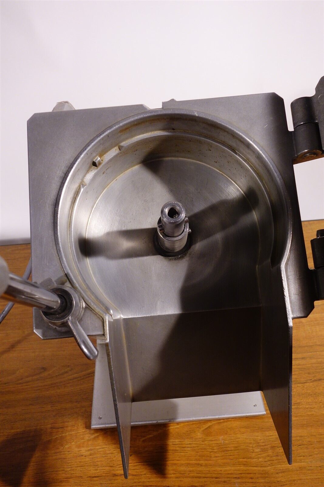 Hallde RG-300 Vegetable Preparation Machine - Excellent 
