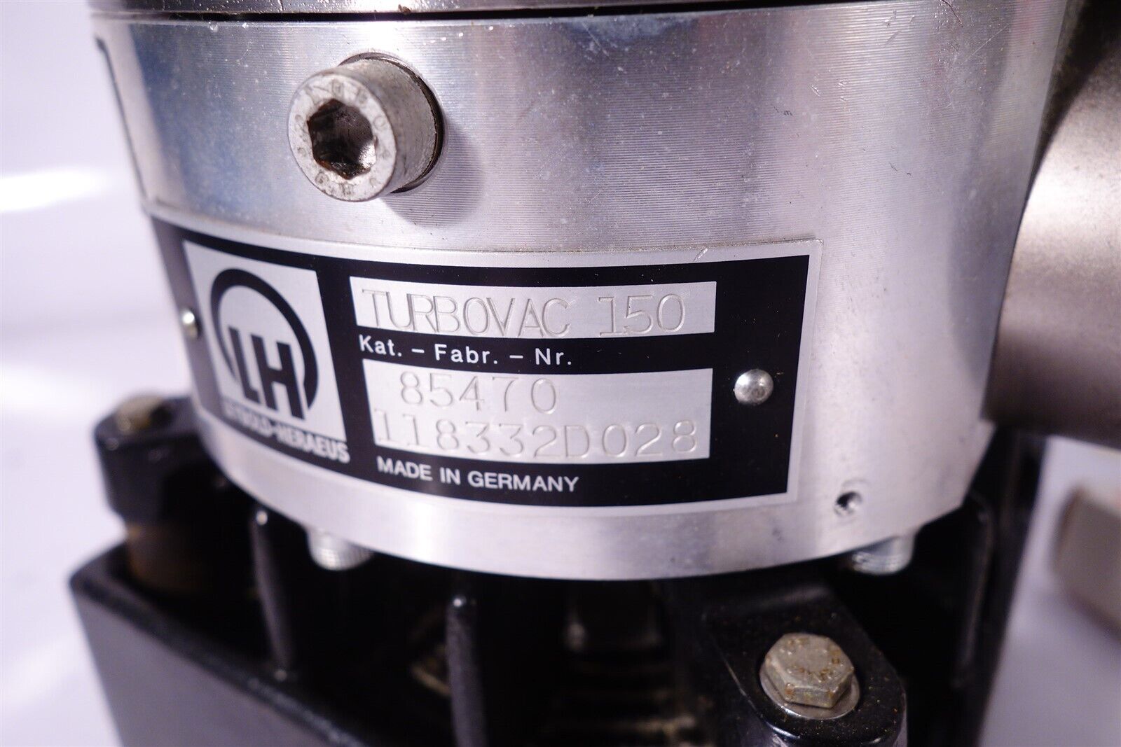 Leybold Vacuum TURBOVAC 150 Turbomolecular Pump
