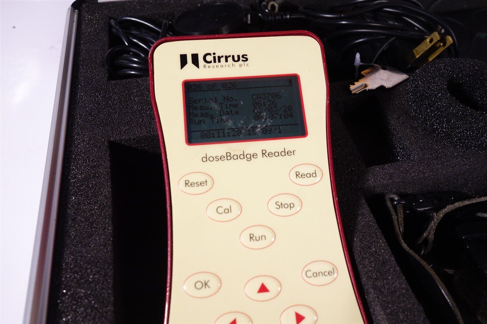 CIRRUS DOSEBADGE READER SET / Excellent 