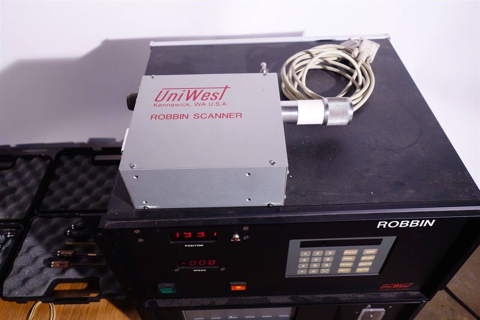 UniWest Eddy Current System / Bolt Hole Scanner with Lots of Accessories Probes 