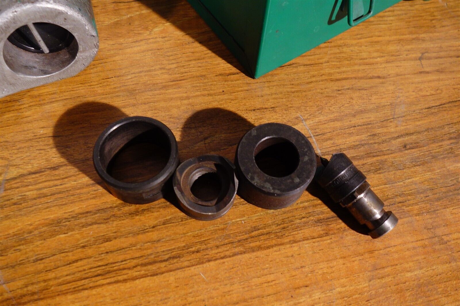 Greenlee 1731 Hydraulic C-Frame Knockout Metal Punch