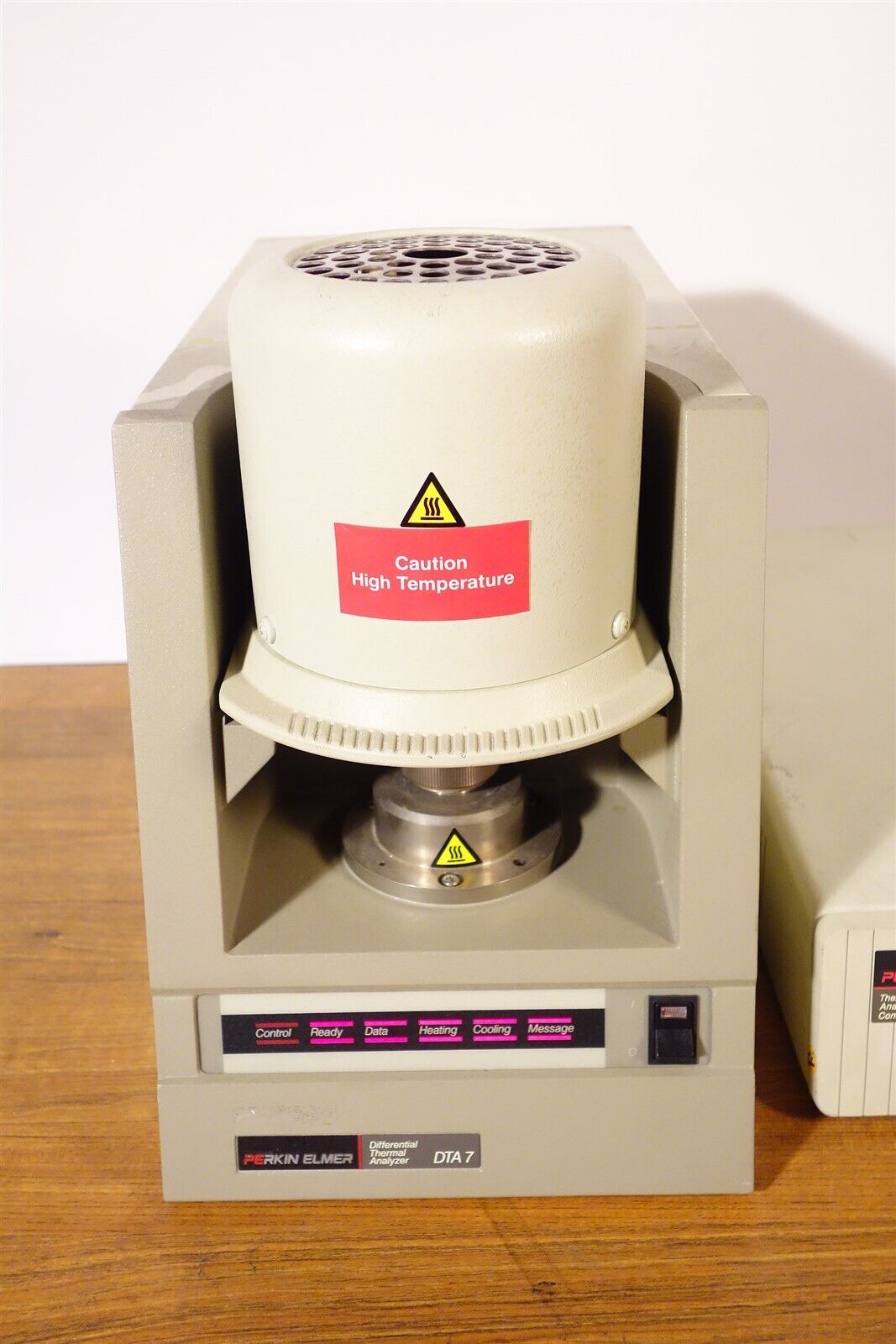Perkin Elmer DTA7 Differential Thermal Analyzer + TAC7 Controller 