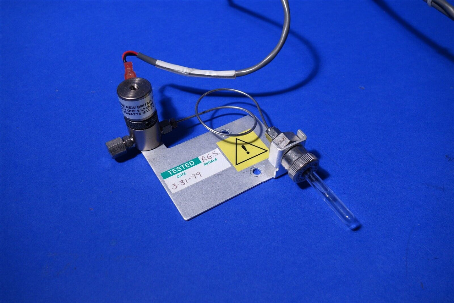 Waters Integrity Thermabeam P52 Divert & Helium Valve Assembly P53 Cal Gas 