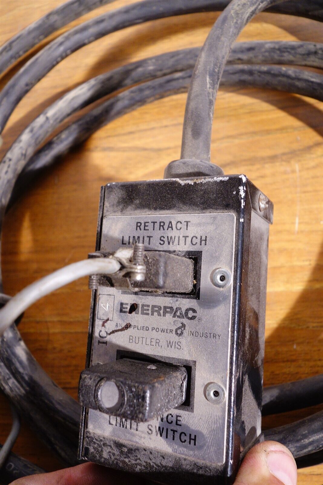 Enerpac Program Control Center with Limit Switch Controller 
