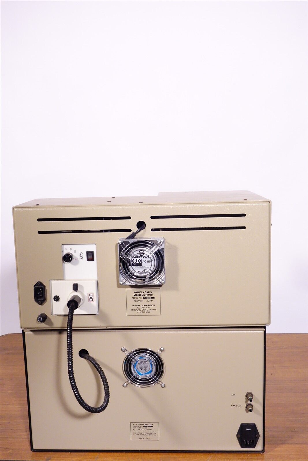 Dynatex Wafer Scriber / Breaker Manual / Automatic Operation 