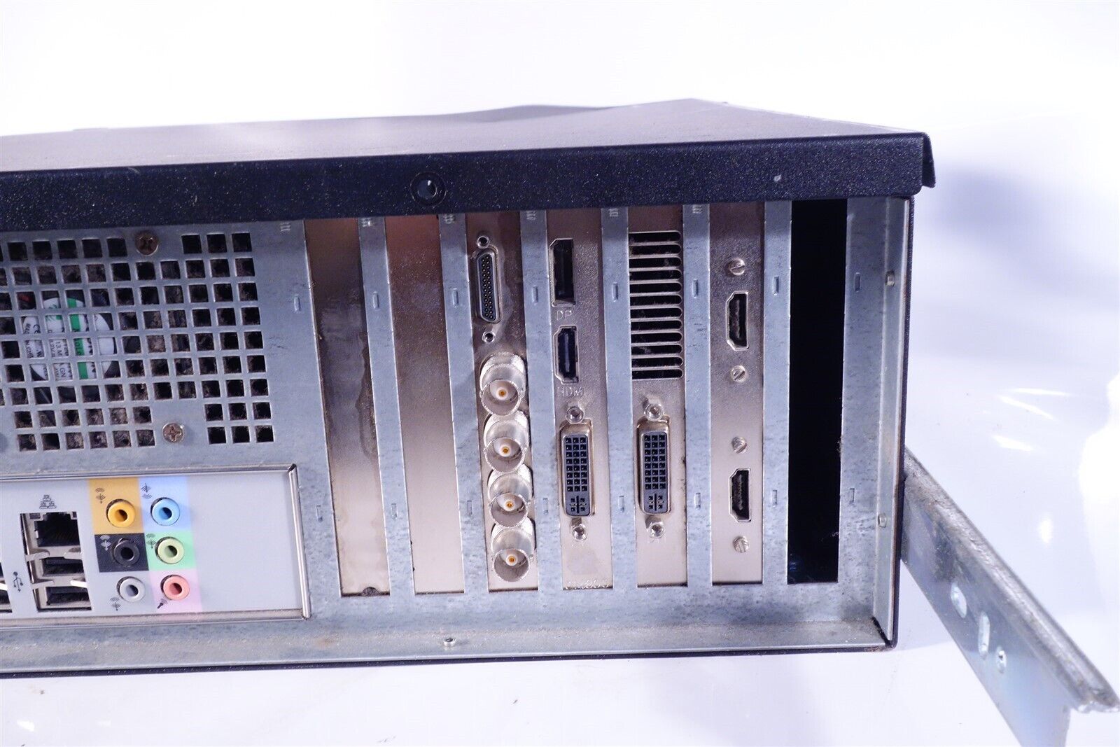 Daktronics 0A-1402-6000 Decklink HD Extreme 3D 32GB GP104