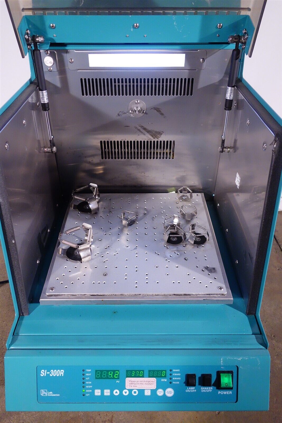Lab Companion Incubator Shaker SI-300 TESTED with Warranty 