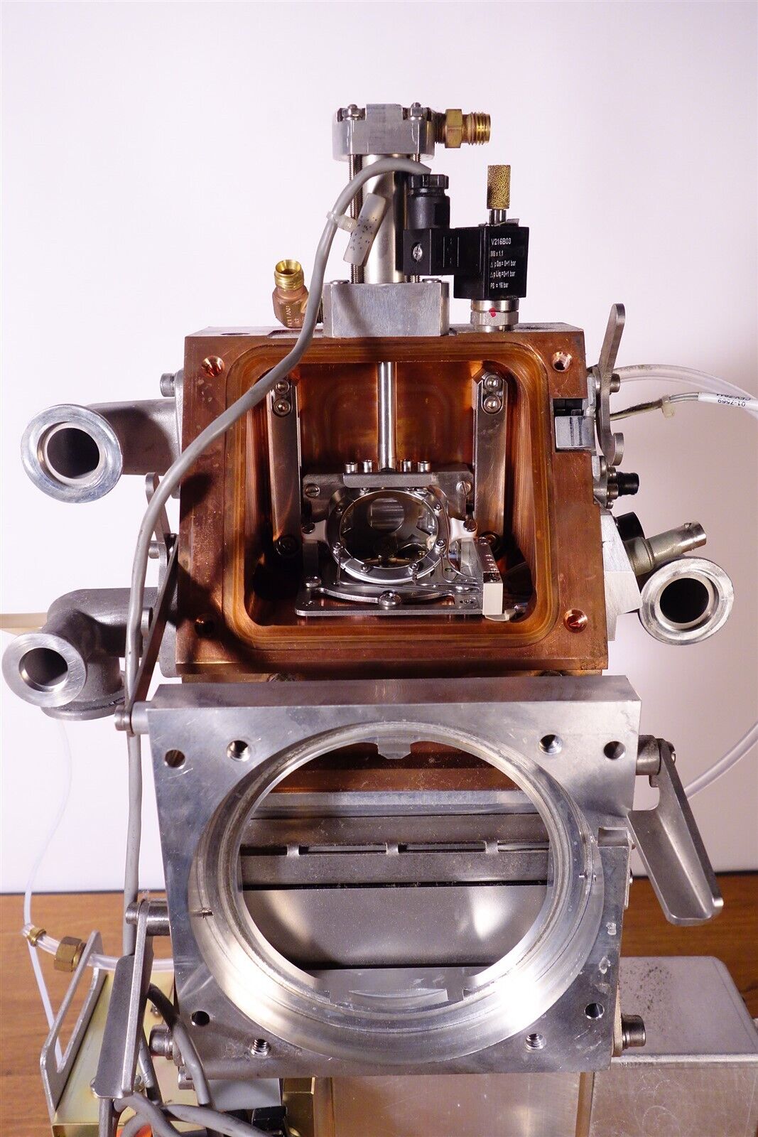  Varian Bruker 820-MS ICP Mass Spectrometer Main Chamber / Spray 