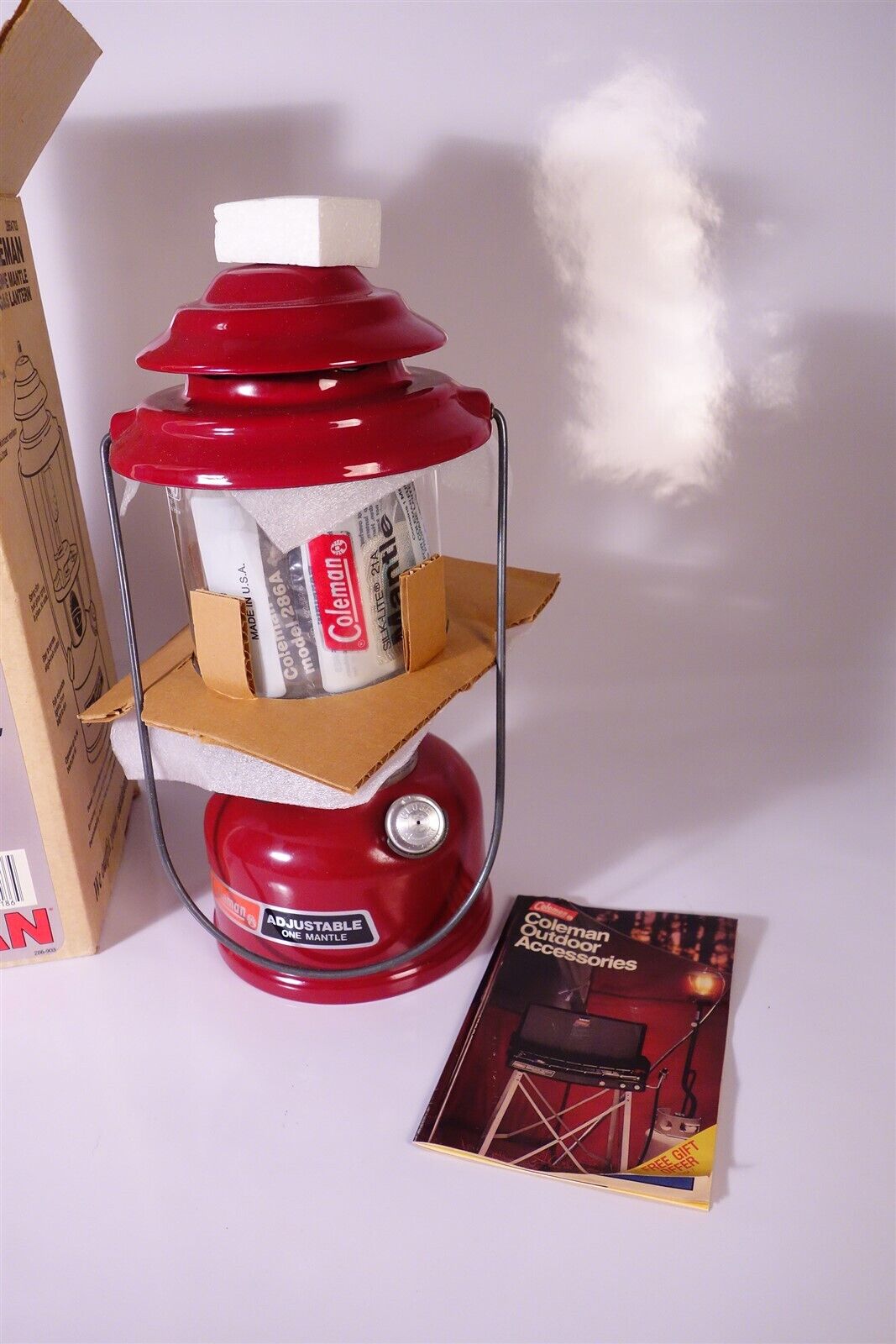 Coleman 286 6-1989 Lantern New in Box 