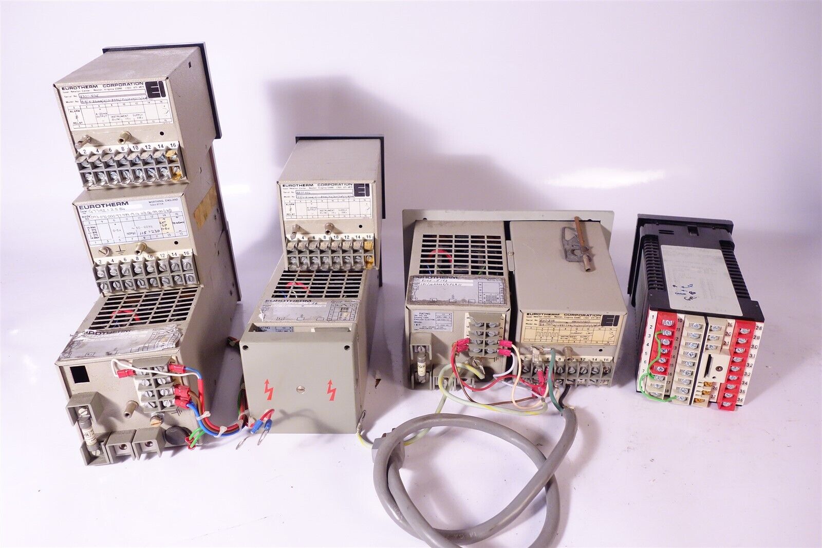 Lot of Eurotherm Temperature / Current Controllers 
