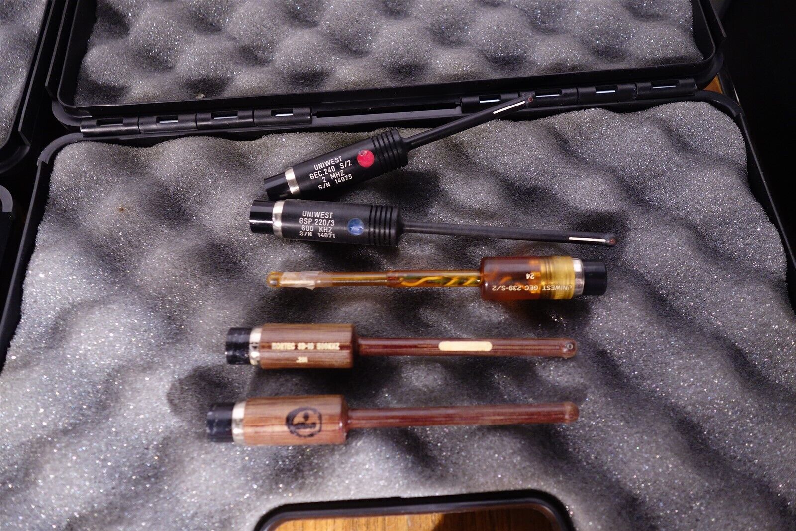 UniWest Eddy Current System / Bolt Hole Scanner with Lots of Accessories Probes 