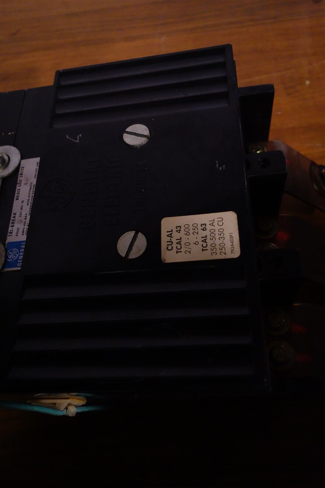 GE Tri-Break 400A 400AMP TB13F 3 Pole 