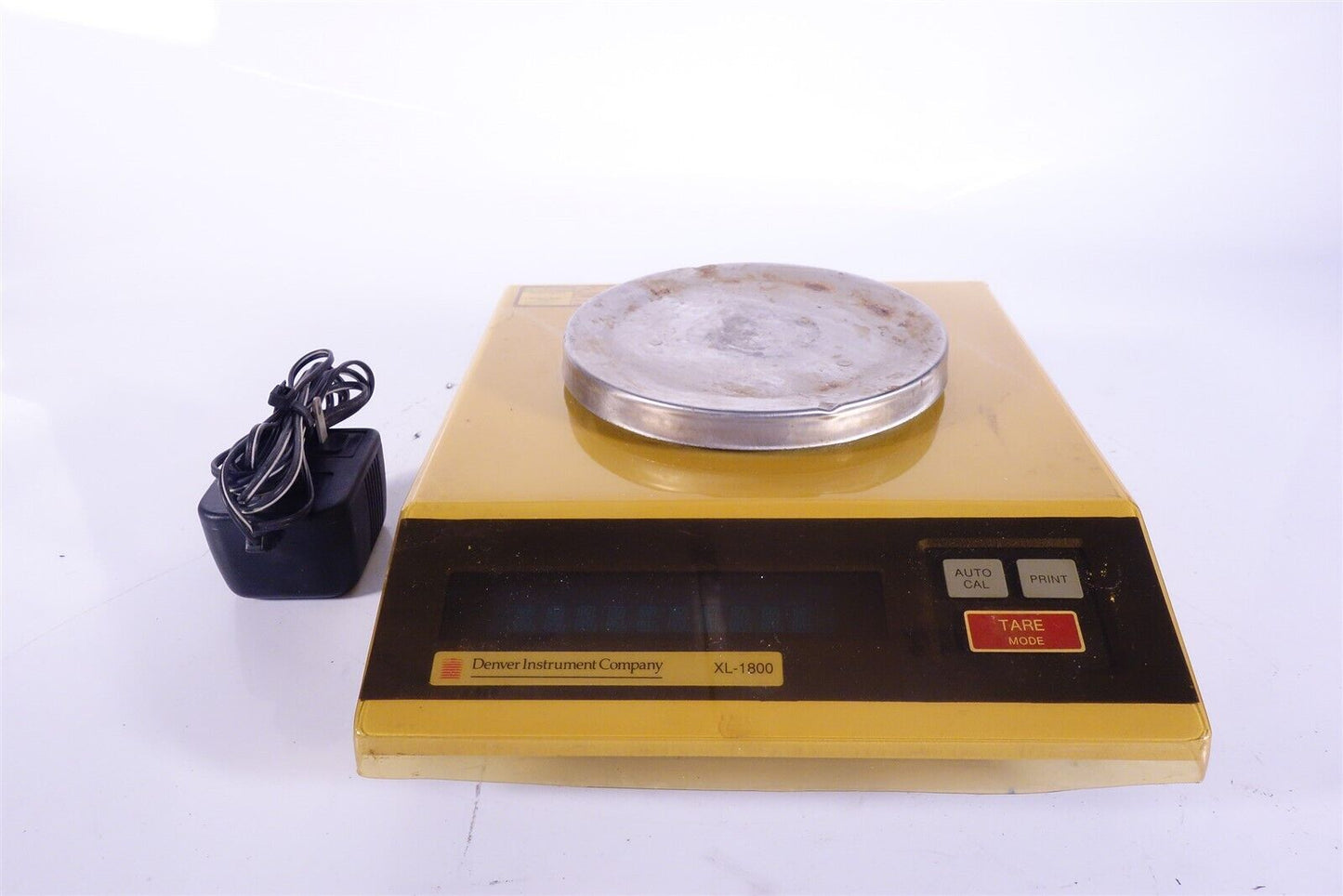 Denver Instrument Company Scientific Scale XL-1800 Working Condition 