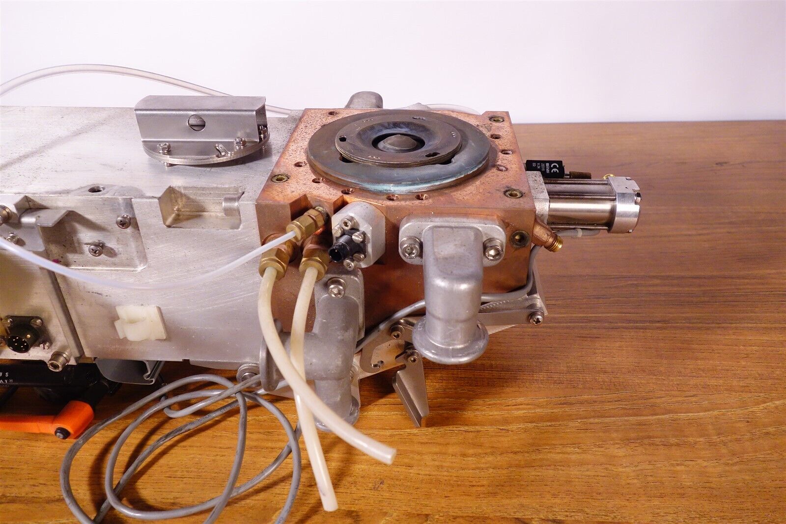  Varian Bruker 820-MS ICP Mass Spectrometer Main Chamber / Spray 
