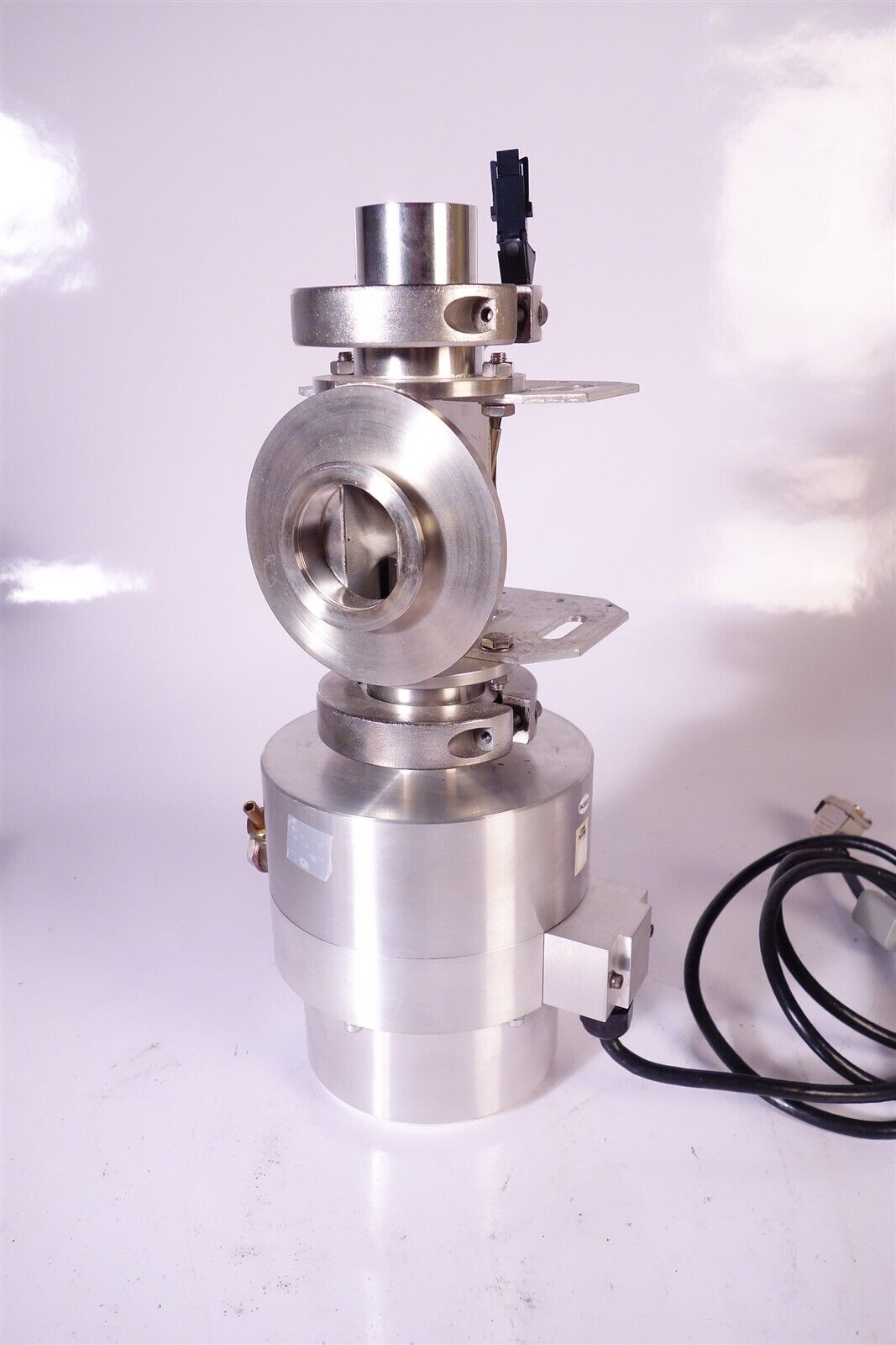 Kratos / Varian ? VAT ? Electron Gun / Detector Gas Analyzer Assembly identify? 