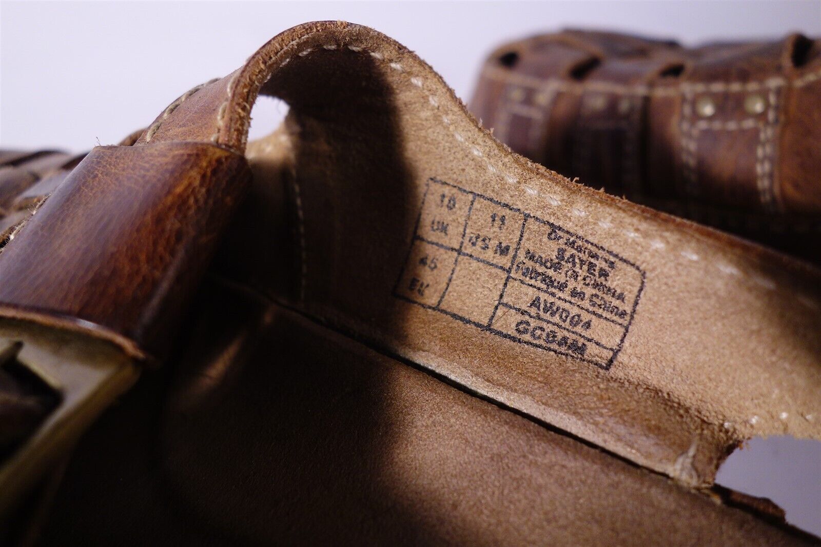 Doc Martin Grizzly sandals SZ 11M 