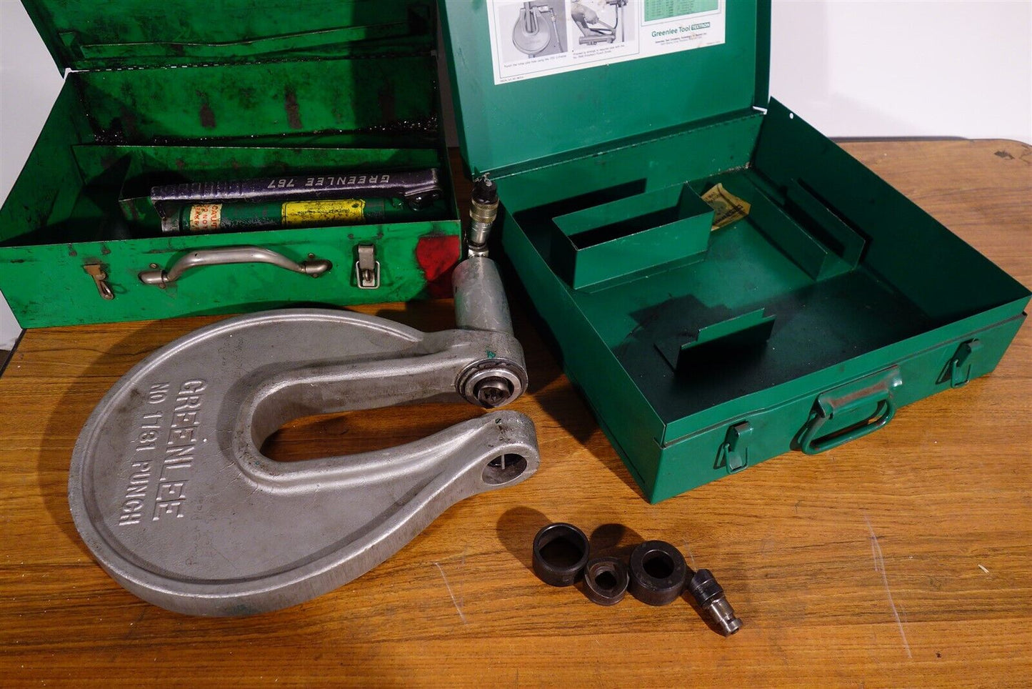 Greenlee 1731 Hydraulic C-Frame Knockout Metal Punch