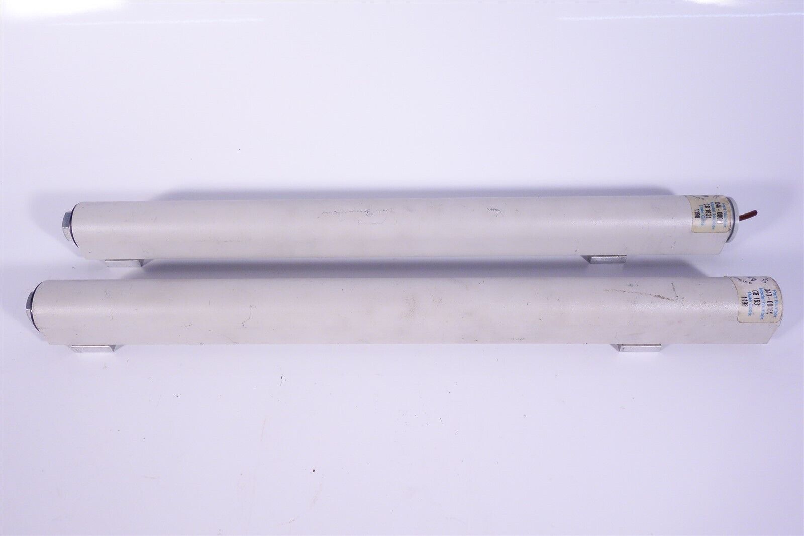 Lot of 2 Movotec Suspa D40-00066 Lift Cylinders 