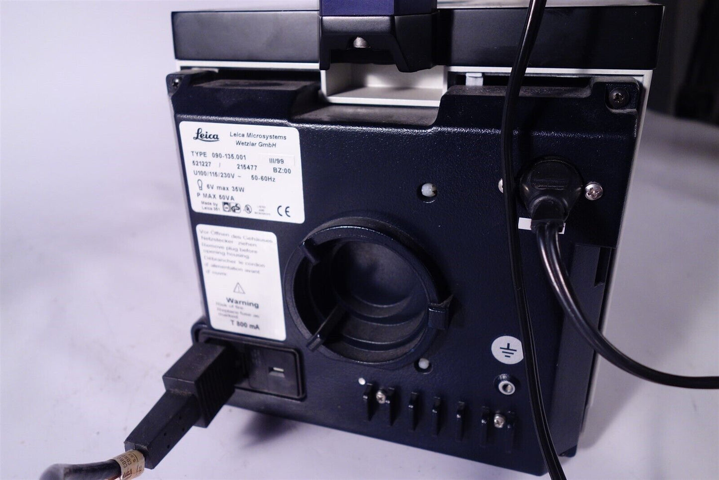 Leica / Leitz DMIL Inverted Phase Contrast Microscope with Objectives, Complete