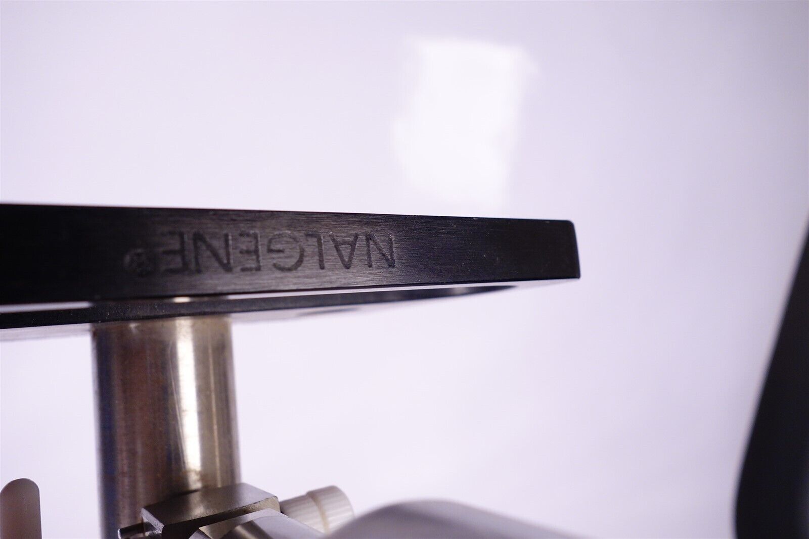 Nalgene DS0345-0001 3-Place Vacuum Manifold w Teflon PTFE Stopcocks 