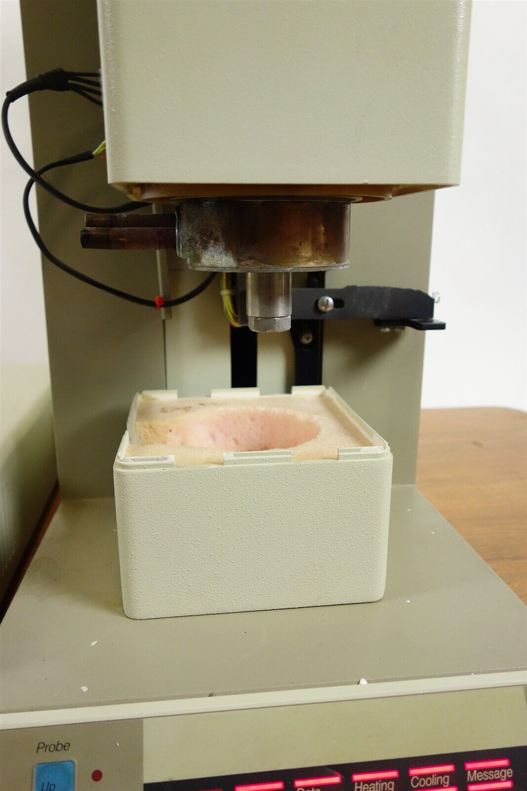 Perkin Elmer Thermomechanical Analyzer TMA7 with TAC 7/DX Controller 