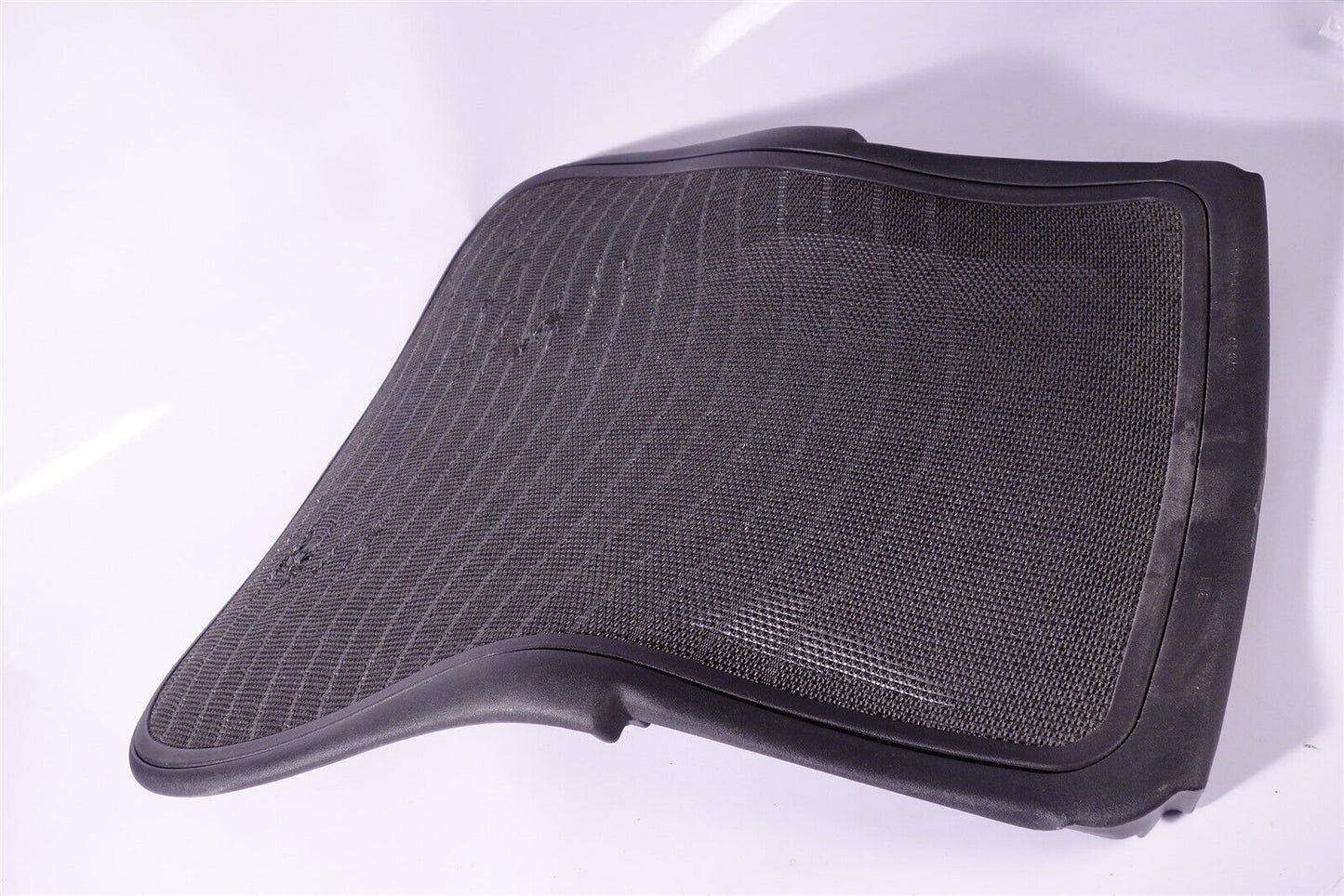 Herman Miller Aeron Size B Aeron Grey Mesh Back 