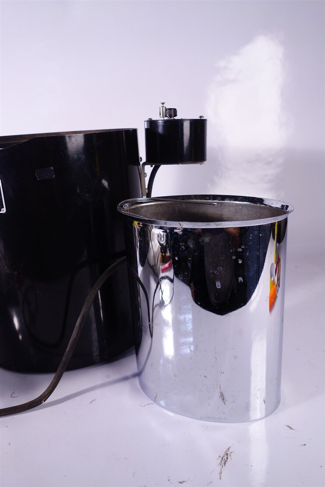 Parr Oxygen Bomb Calorimeter 1331 No Vessel included. 