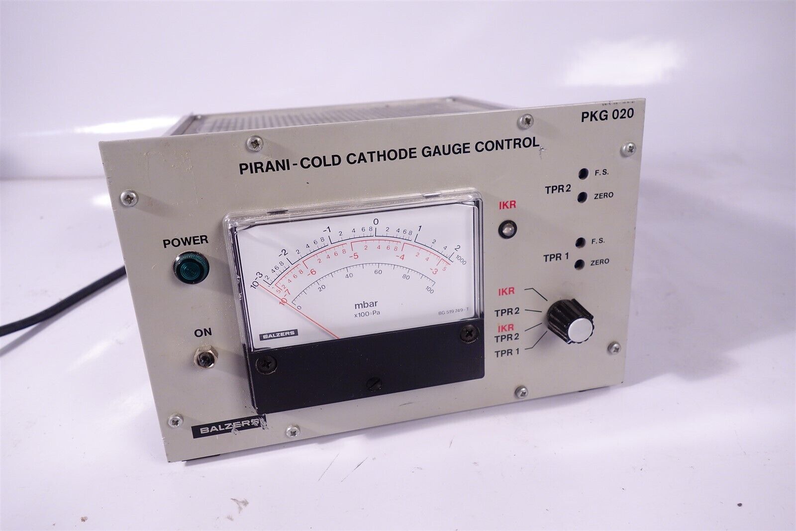 Balzers PKG 020 Pirani-Cold Cathode Vacuum Gauge Controller