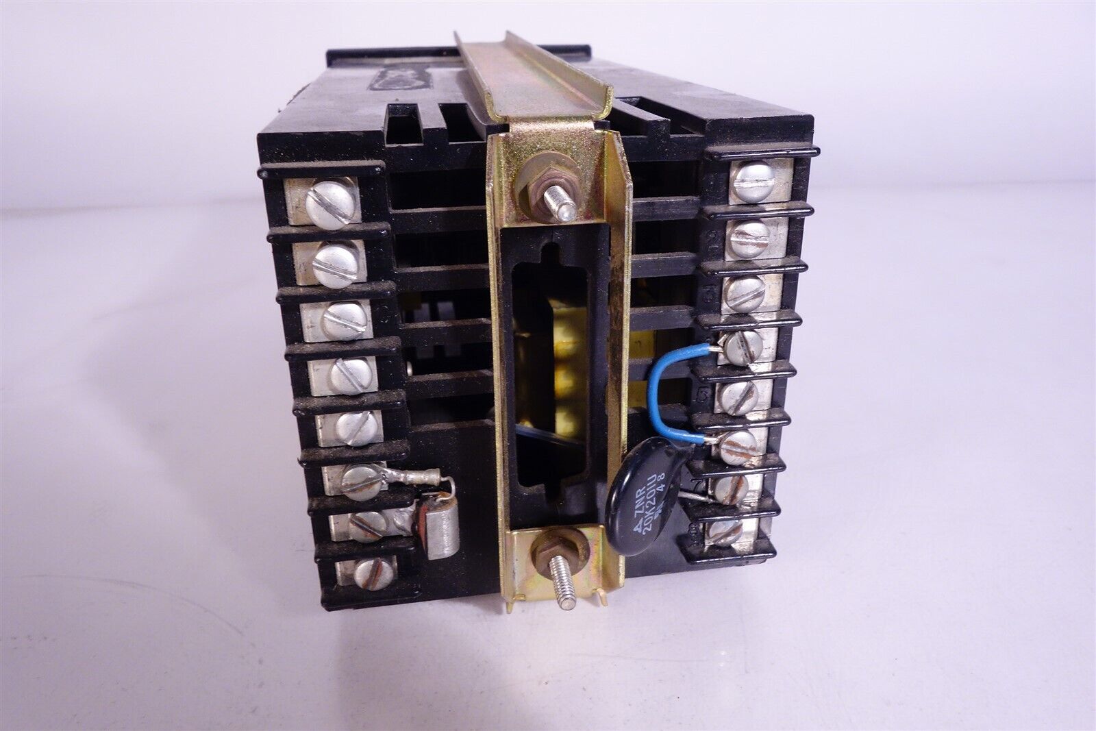 Omega CN2013 Programmable Temperature Controller