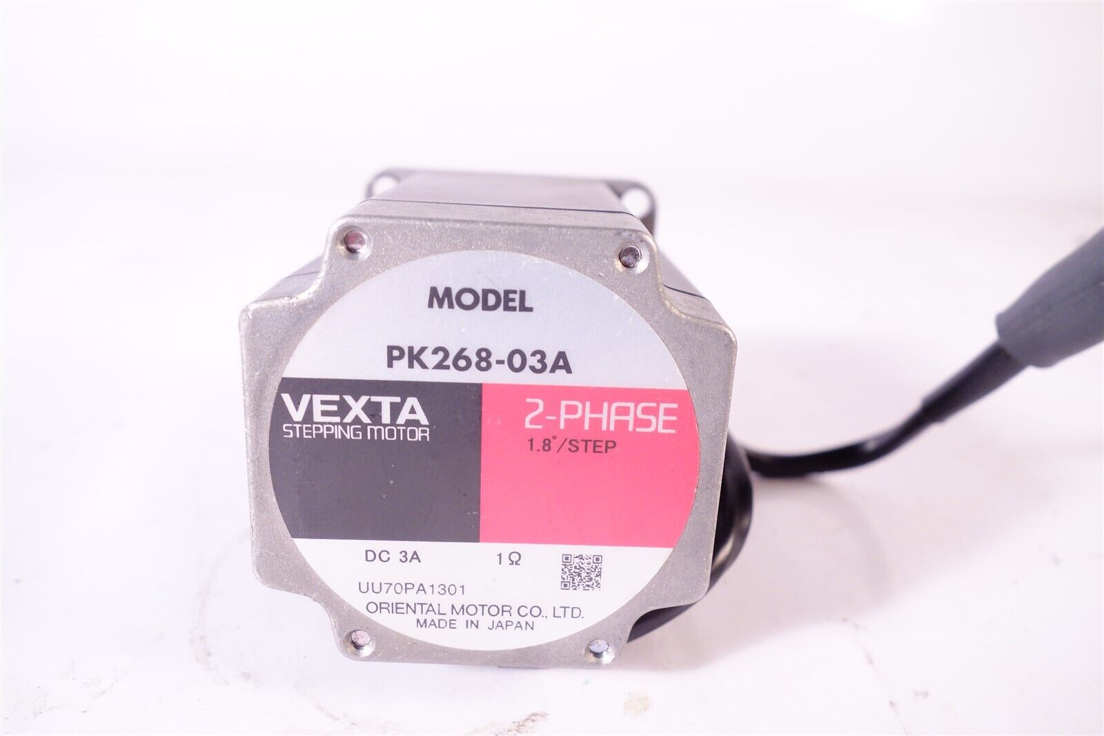Vexta PK268-03A-C44 2 Phase Electronic Stepping Motor DC 3V 3A 1.8