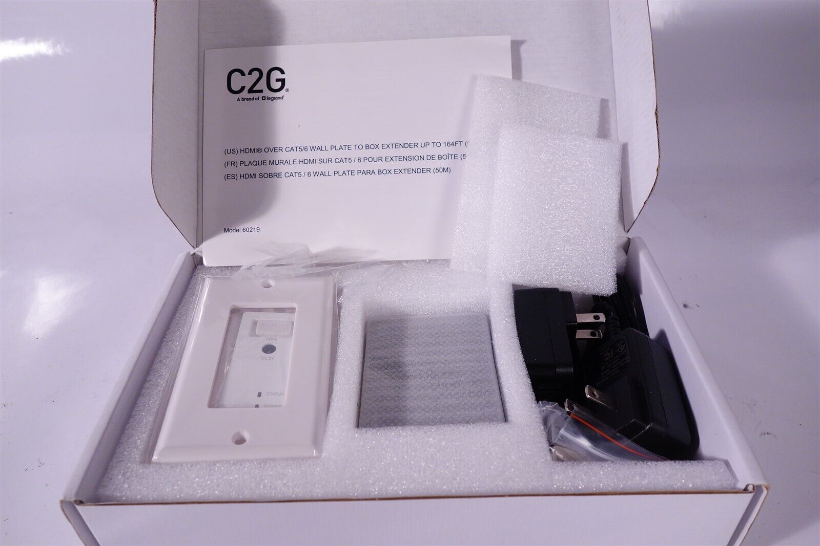 C2G 60219 HDMI Over CAT5/6 Wall Plate to Box Extender Kit