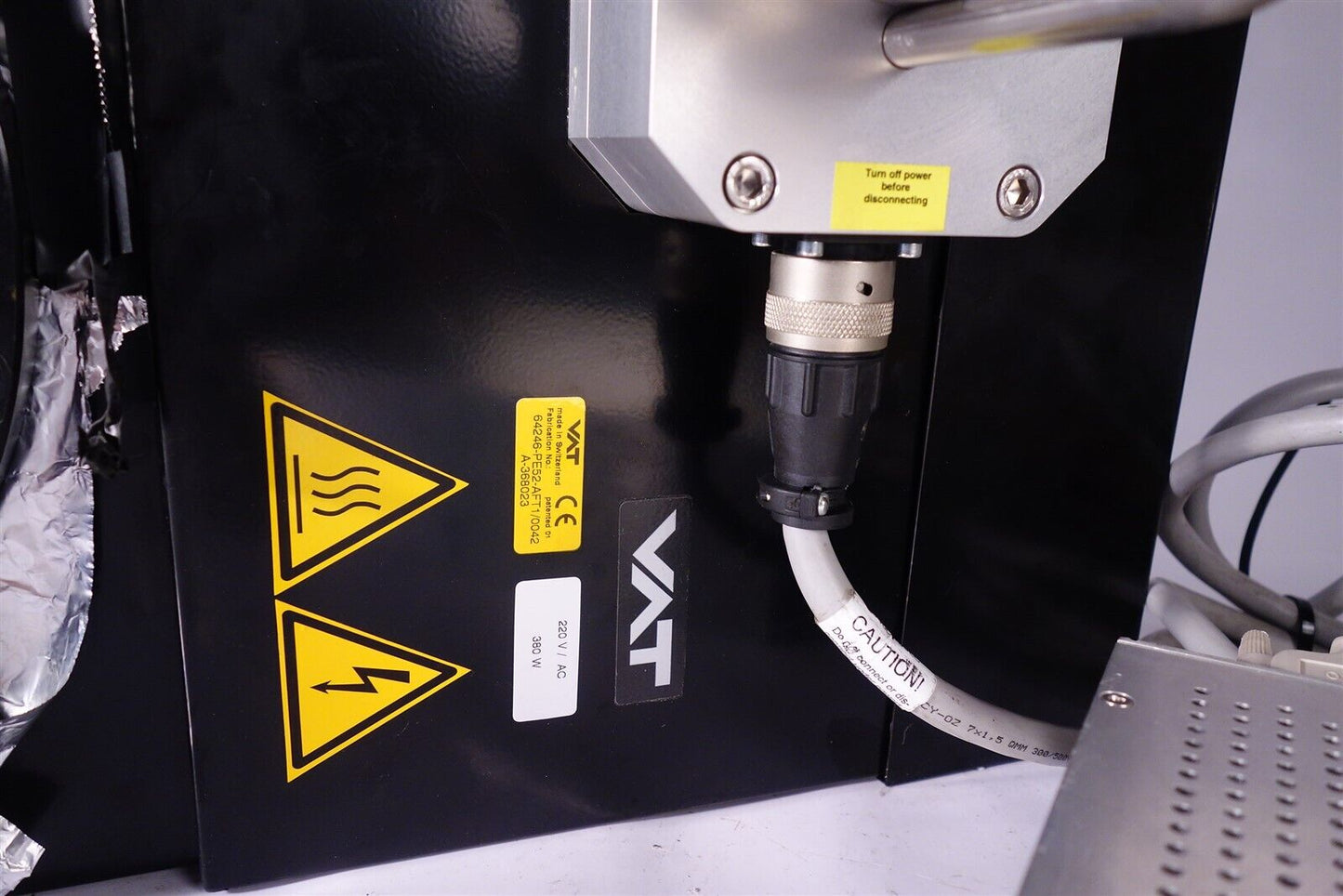 VAT 64246 High Vacuum GATE VALVE + 64246 Adaptive pressure controller