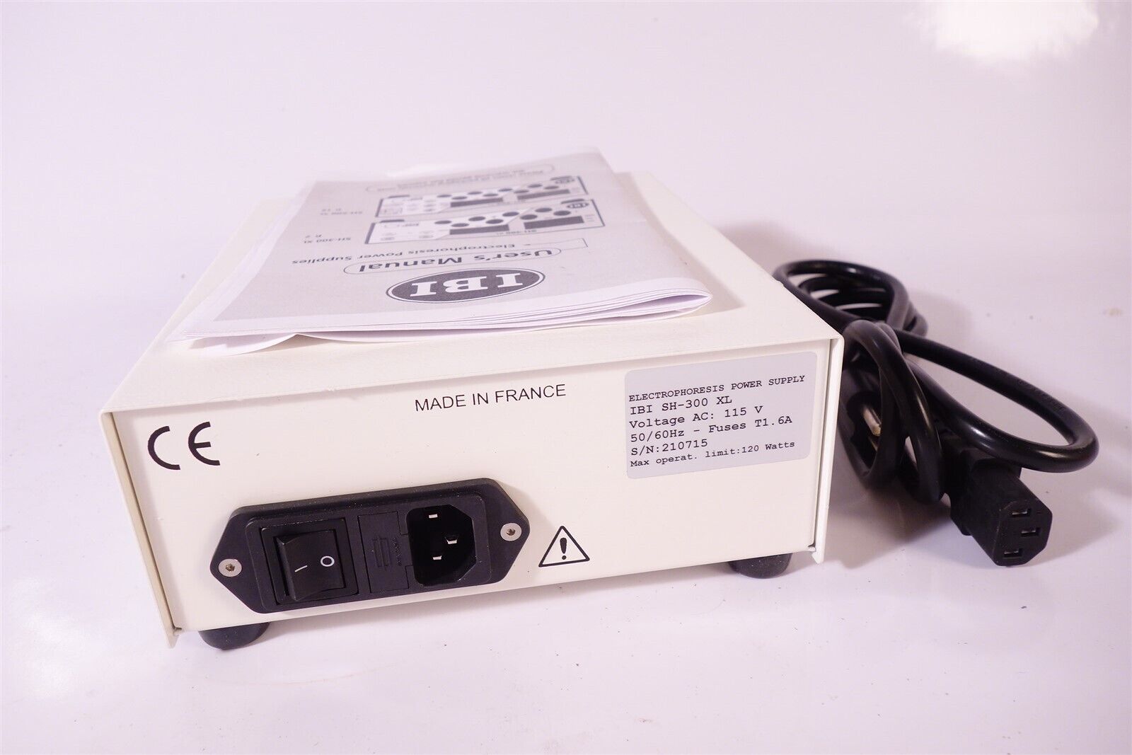 IBI Scientific 300 V Electrophoresis Power Supply SH-300XL - NEW 