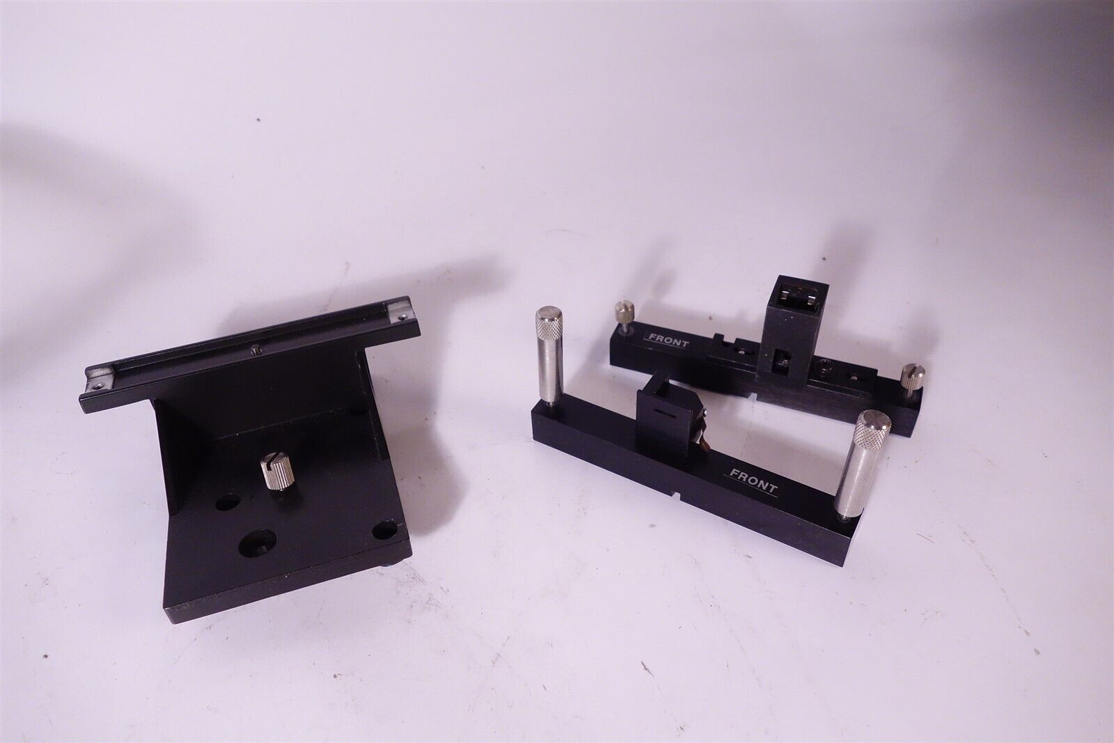 Beckman DU650 Research Spectrophotometer with Monitor + Accessories 