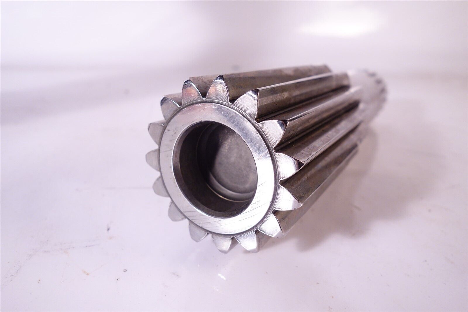 John Deere 6140R Sun Gear Shaft R537593