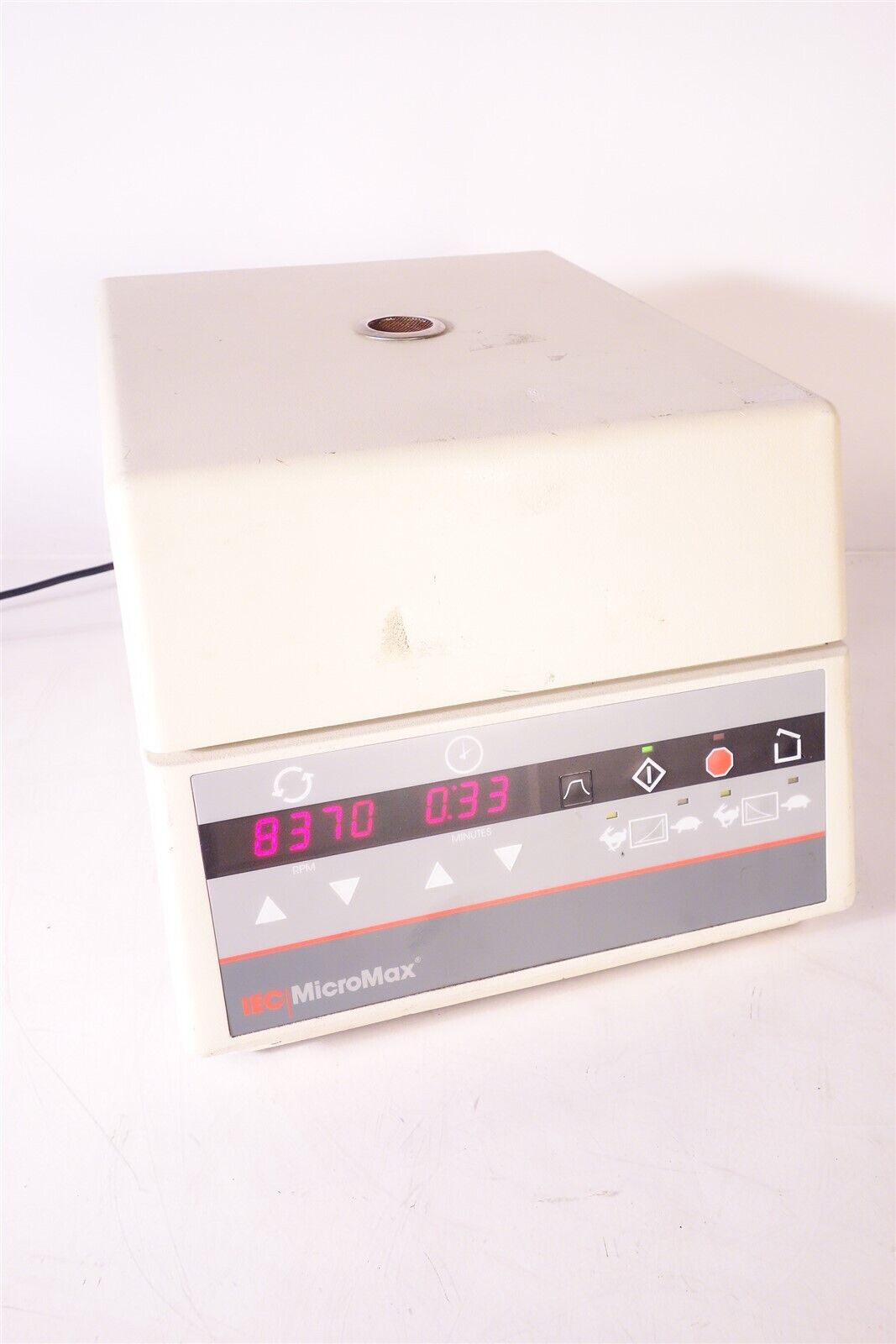 IEC Micromax Centrifuge works but has noise. 