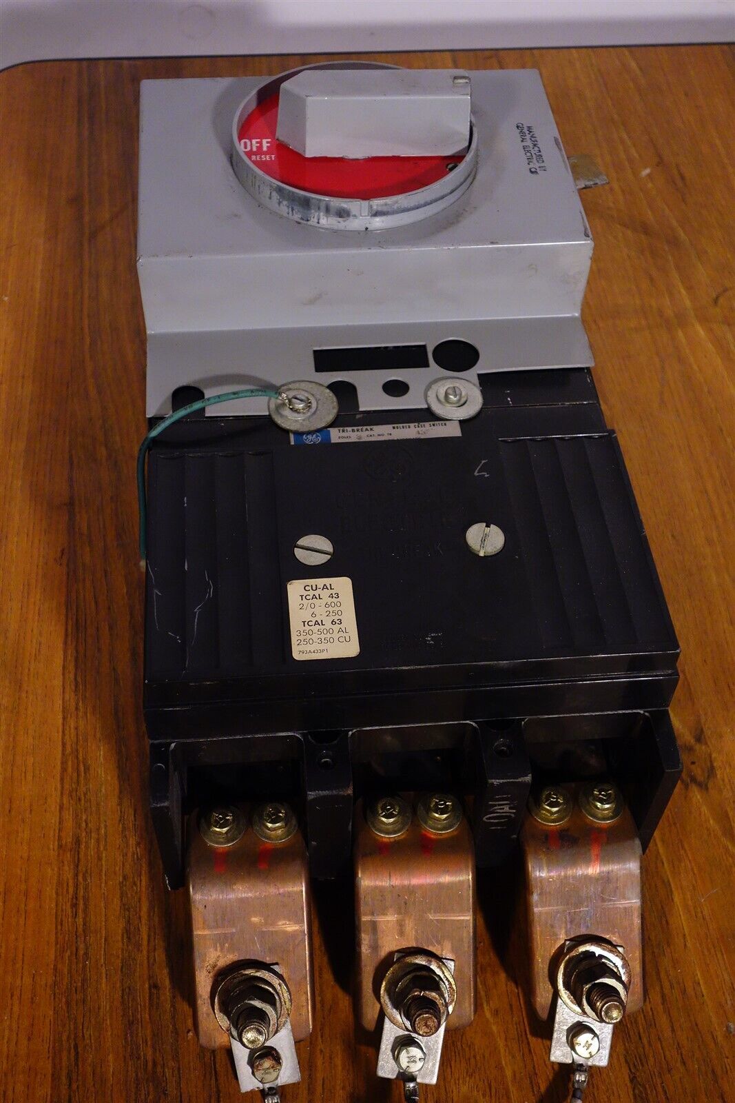 GE Tri-Break 400A 400AMP TB13F 3 Pole 