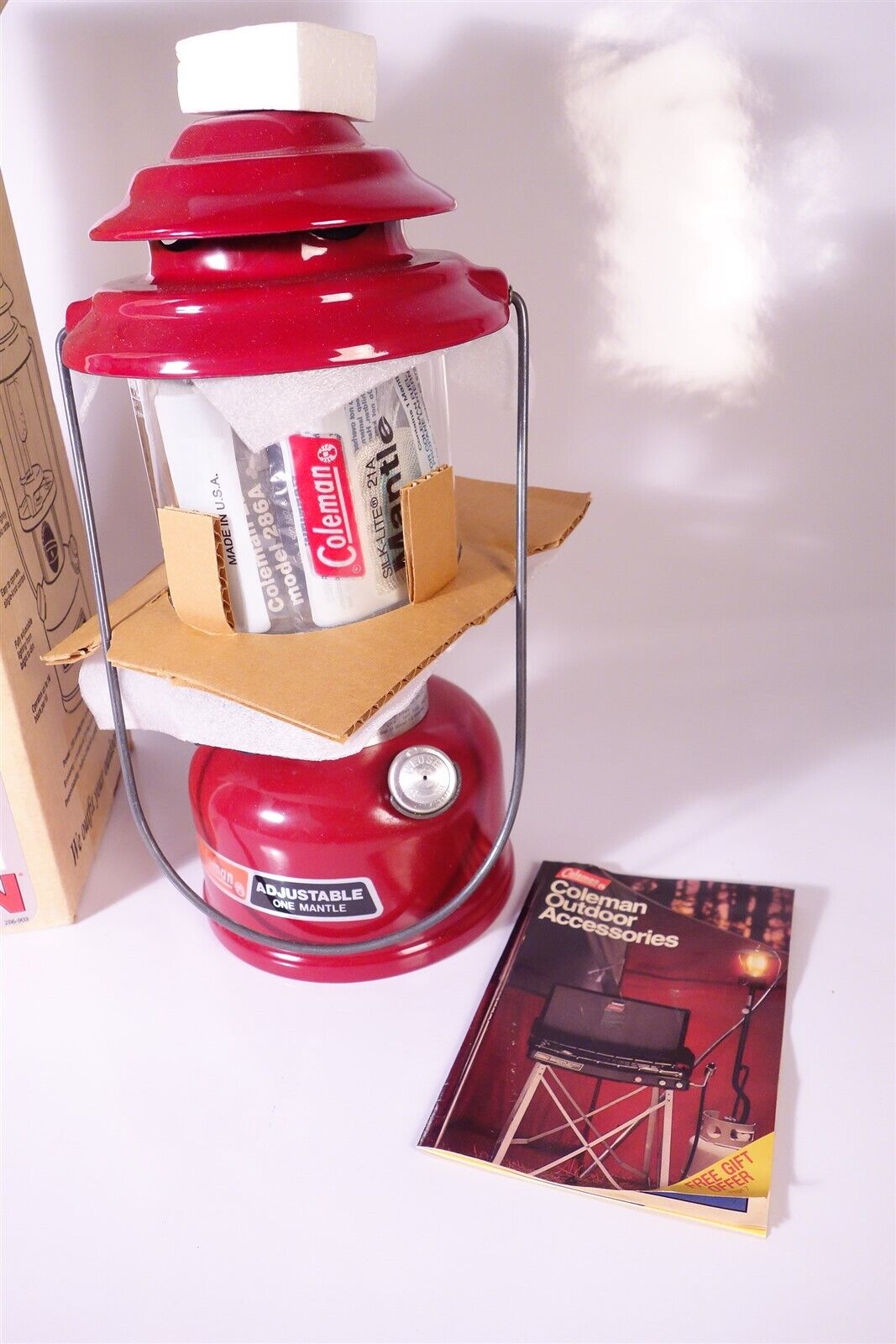 Coleman 286 6-1989 Lantern New in Box 