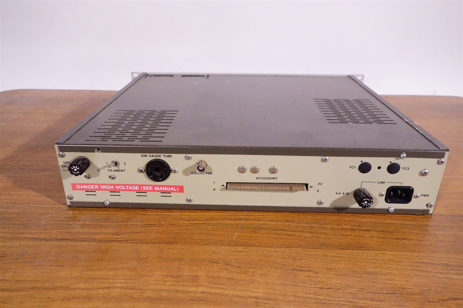 Perkin Elmer Vacuum Ionization Guage Control 