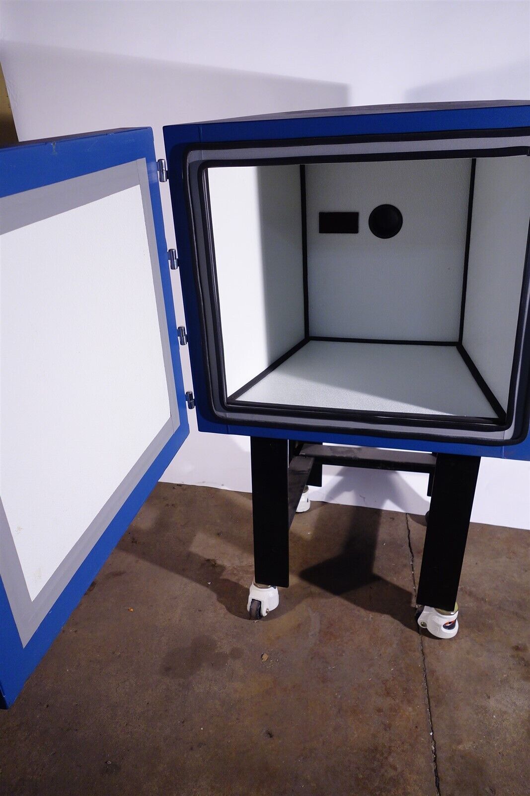 Large Rolling Acoustic / Vibration Isolation Chamber 